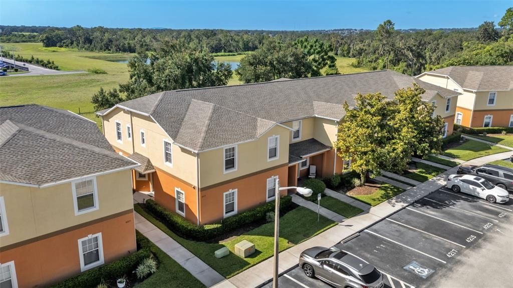 En Venta: $244,900 (4 camas, 3 baños, 1479 Pies cuadrados)