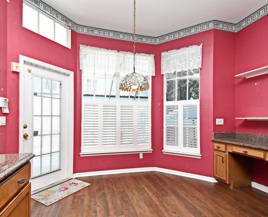 For Sale: $1,240,000 (4 beds, 4 baths, 3541 Square Feet)