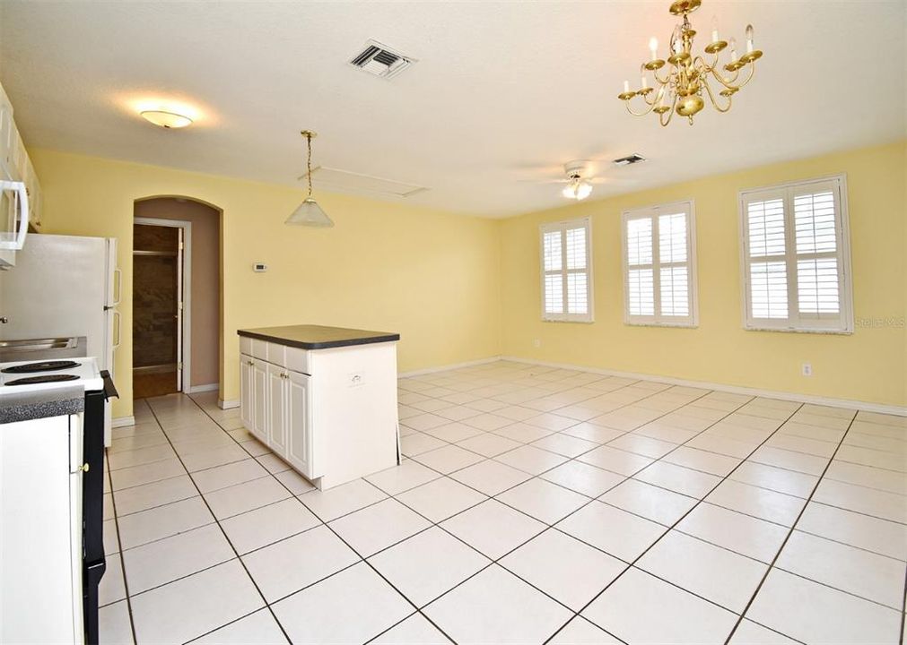 For Sale: $1,240,000 (4 beds, 4 baths, 3541 Square Feet)