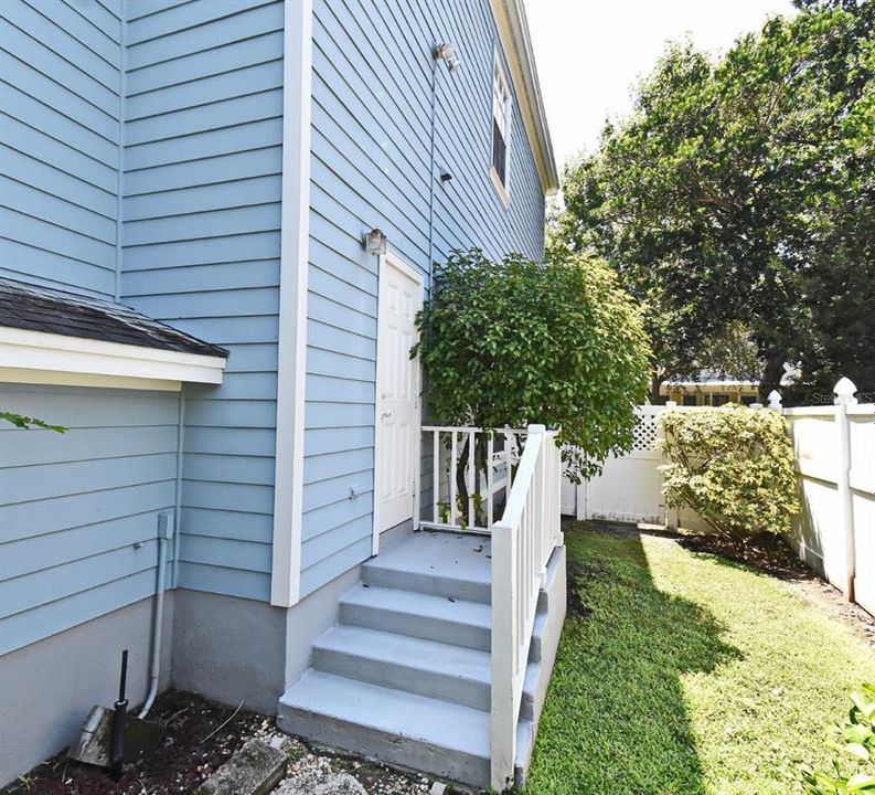 For Sale: $1,240,000 (4 beds, 4 baths, 3541 Square Feet)