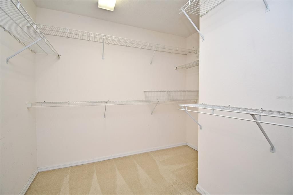 For Sale: $1,240,000 (4 beds, 4 baths, 3541 Square Feet)