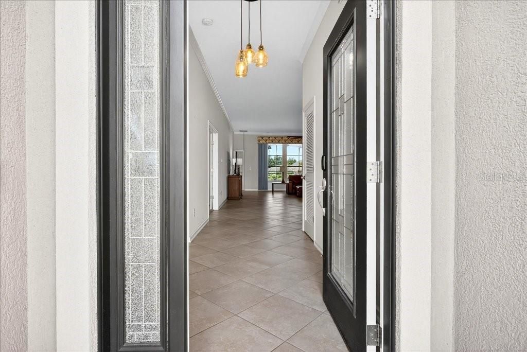 Active With Contract: $859,000 (3 beds, 3 baths, 2367 Square Feet)