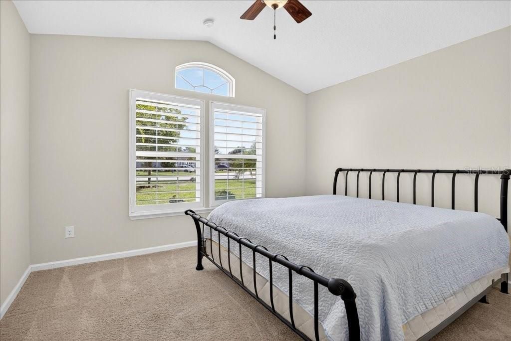 Active With Contract: $859,000 (3 beds, 3 baths, 2367 Square Feet)