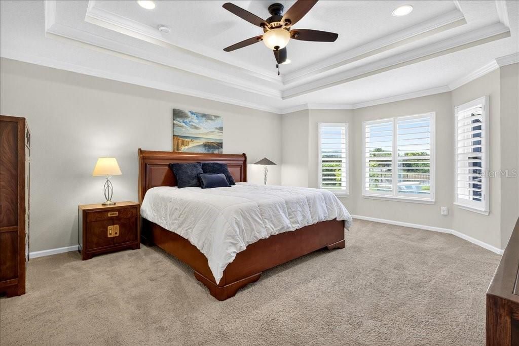 Active With Contract: $859,000 (3 beds, 3 baths, 2367 Square Feet)