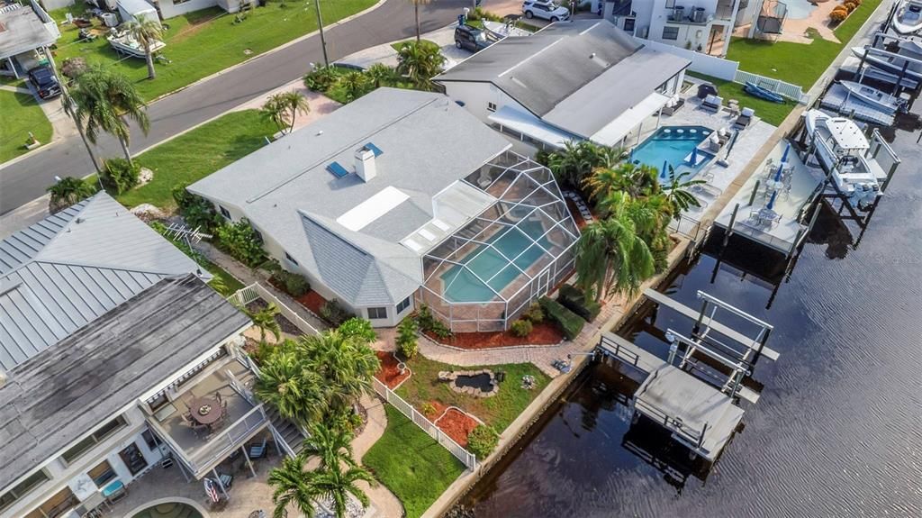 Activo con contrato: $799,999 (4 camas, 2 baños, 1860 Pies cuadrados)