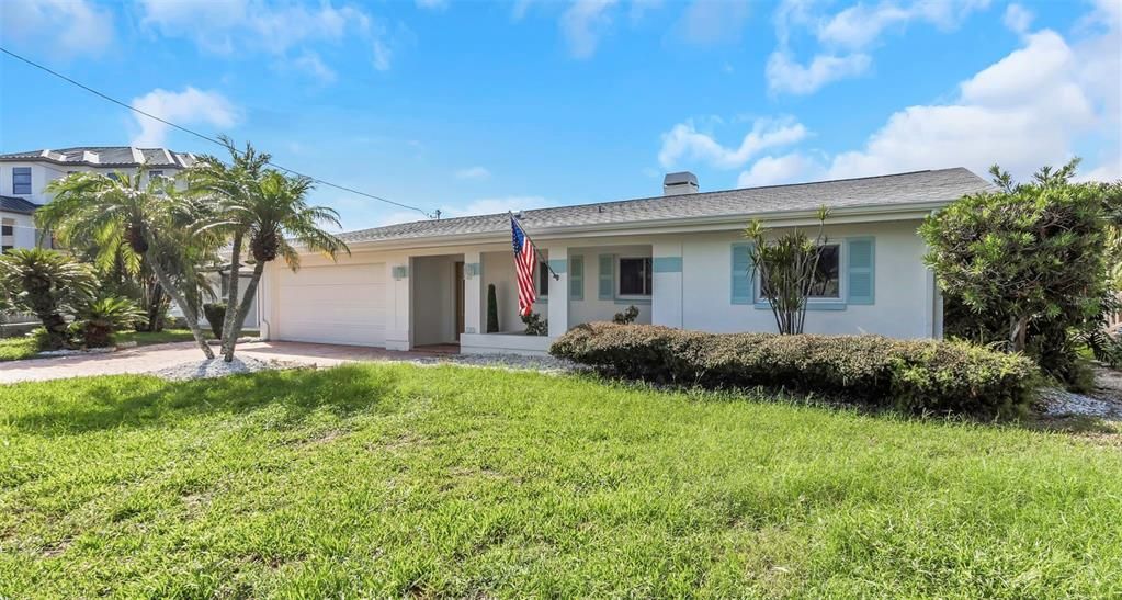 Activo con contrato: $799,999 (4 camas, 2 baños, 1860 Pies cuadrados)