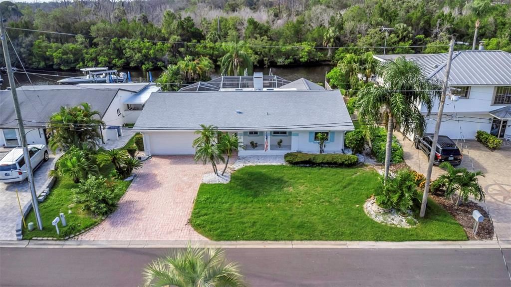 Activo con contrato: $799,999 (4 camas, 2 baños, 1860 Pies cuadrados)