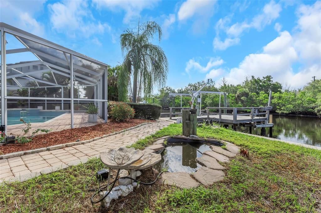 Activo con contrato: $799,999 (4 camas, 2 baños, 1860 Pies cuadrados)