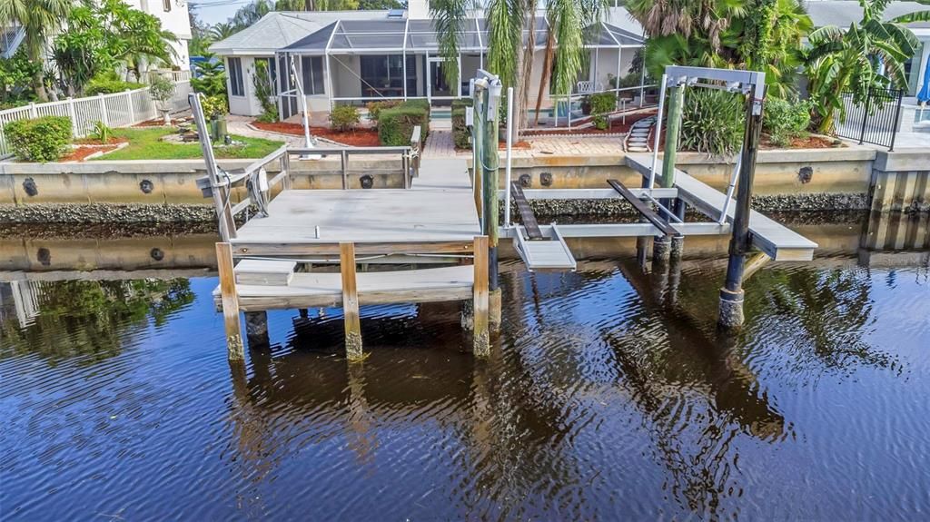 Activo con contrato: $799,999 (4 camas, 2 baños, 1860 Pies cuadrados)