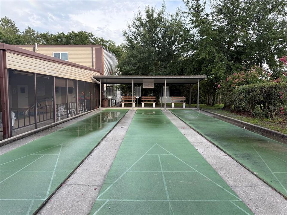 合同活跃: $264,900 (3 贝兹, 2 浴室, 2009 平方英尺)