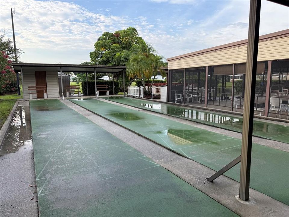 合同活跃: $264,900 (3 贝兹, 2 浴室, 2009 平方英尺)