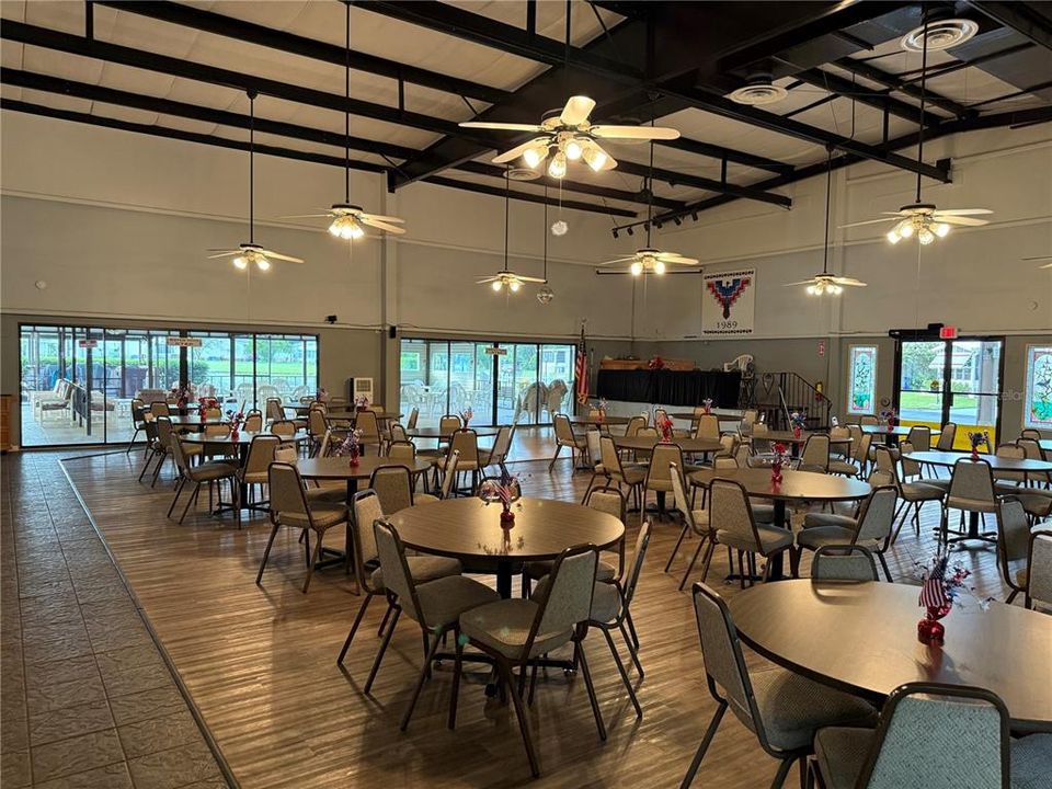 合同活跃: $264,900 (3 贝兹, 2 浴室, 2009 平方英尺)