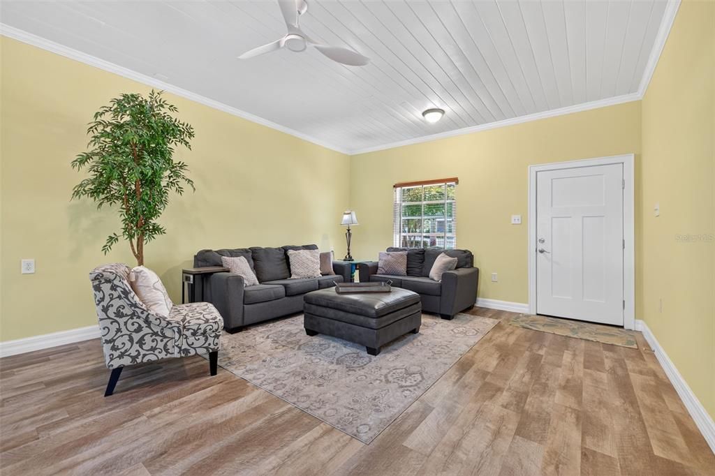 For Sale: $1,774,000 (3 beds, 2 baths, 2677 Square Feet)