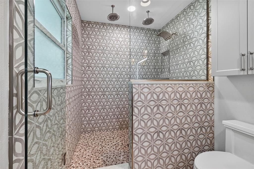 For Sale: $1,774,000 (3 beds, 2 baths, 2677 Square Feet)