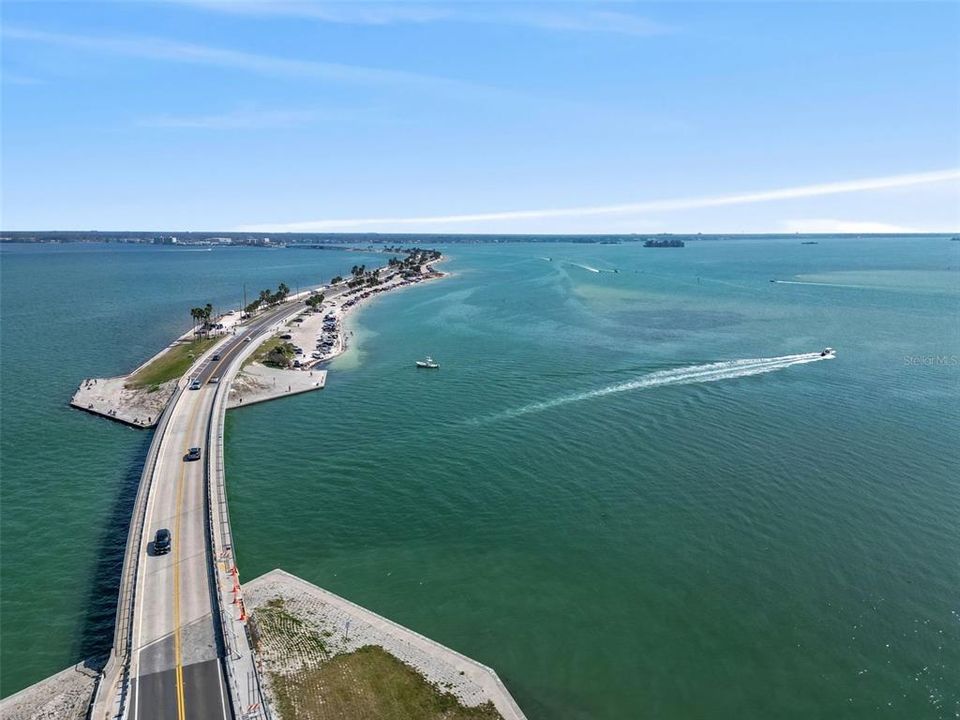 For Sale: $1,774,000 (3 beds, 2 baths, 2677 Square Feet)