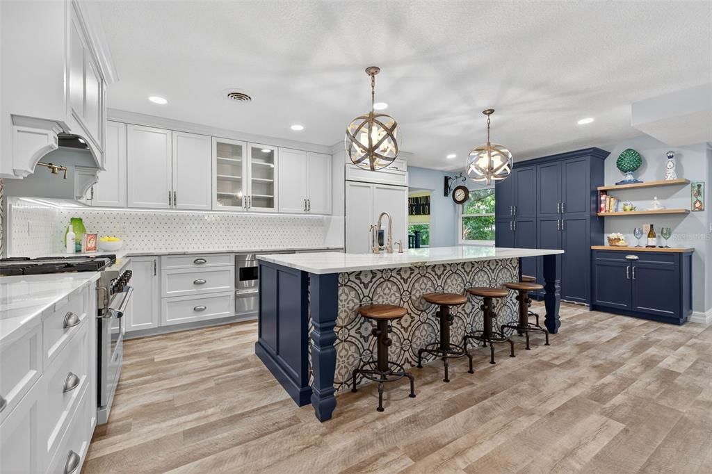 For Sale: $1,774,000 (3 beds, 2 baths, 2677 Square Feet)