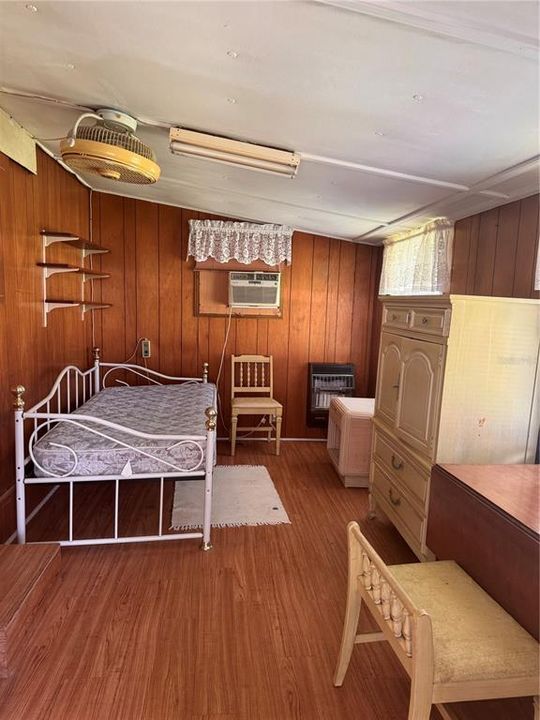 For Rent: $1,700 (3 beds, 2 baths, 1626 Square Feet)