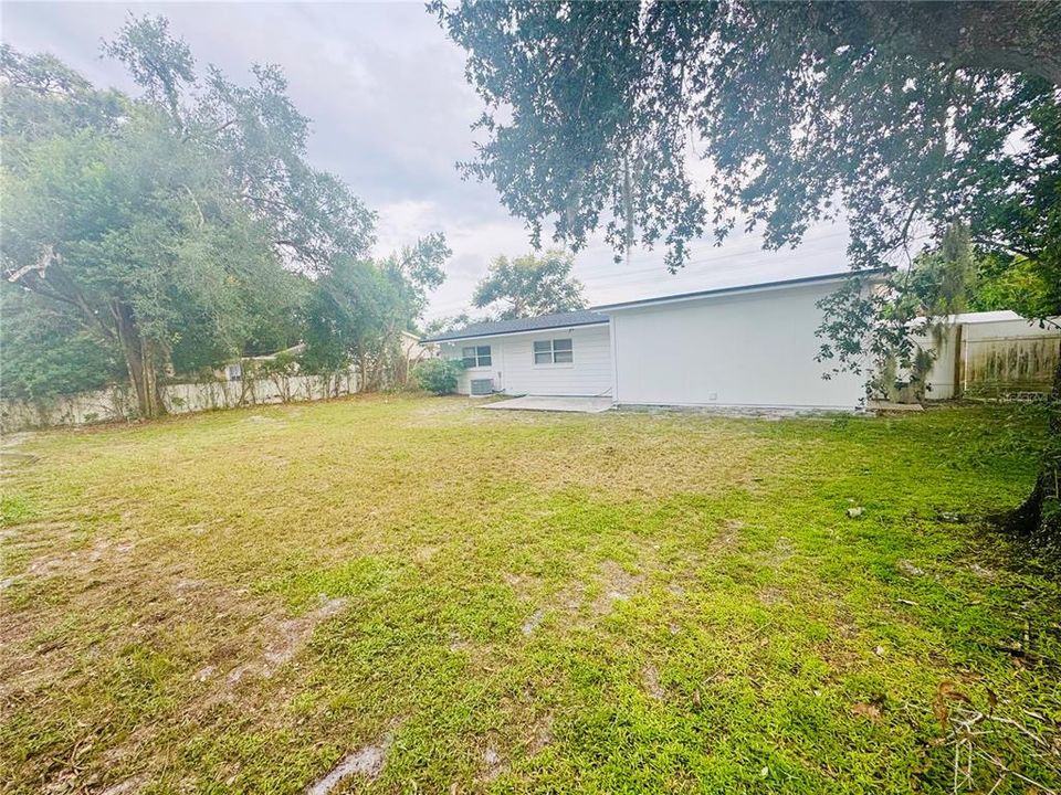 For Sale: $335,000 (4 beds, 2 baths, 1432 Square Feet)