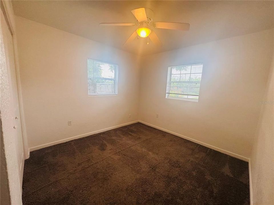 For Sale: $335,000 (4 beds, 2 baths, 1432 Square Feet)