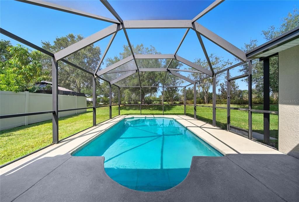 Activo con contrato: $414,900 (3 camas, 2 baños, 1846 Pies cuadrados)