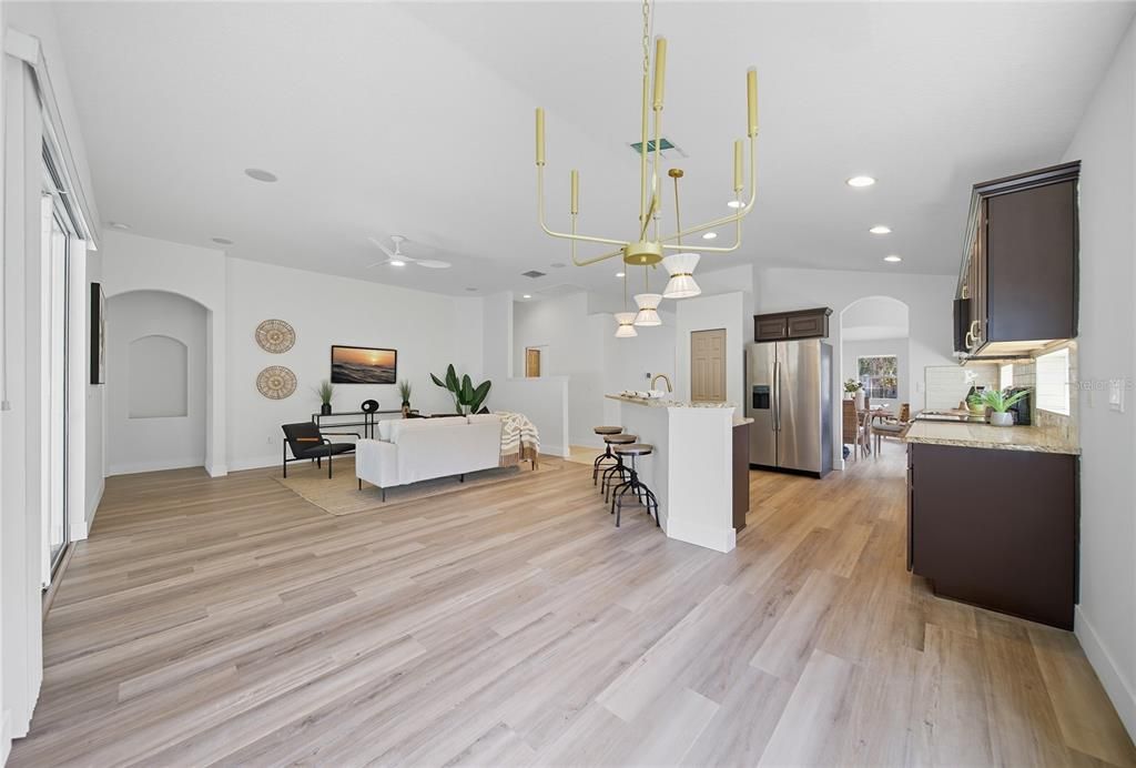 Activo con contrato: $414,900 (3 camas, 2 baños, 1846 Pies cuadrados)