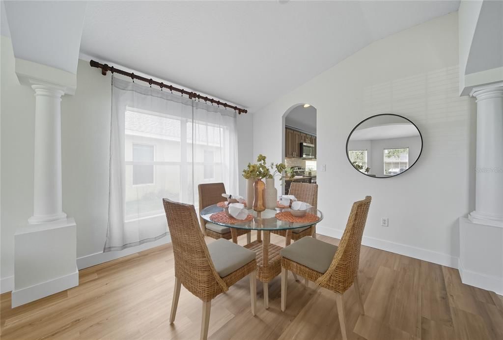 Activo con contrato: $414,900 (3 camas, 2 baños, 1846 Pies cuadrados)