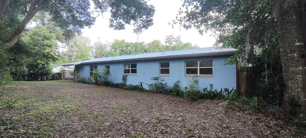 Active With Contract: $214,999 (3 beds, 1 baths, 1400 Square Feet)