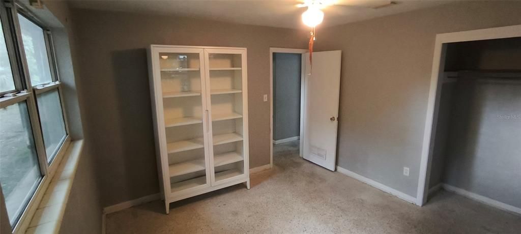 Active With Contract: $214,999 (3 beds, 1 baths, 1400 Square Feet)