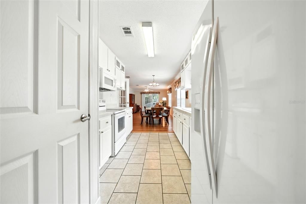 待售: $229,000 (3 贝兹, 2 浴室, 1456 平方英尺)