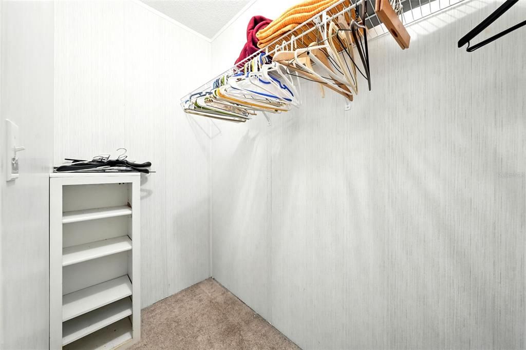 待售: $229,000 (3 贝兹, 2 浴室, 1456 平方英尺)