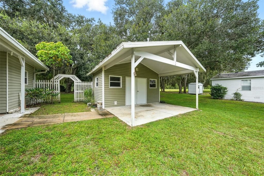 待售: $229,000 (3 贝兹, 2 浴室, 1456 平方英尺)