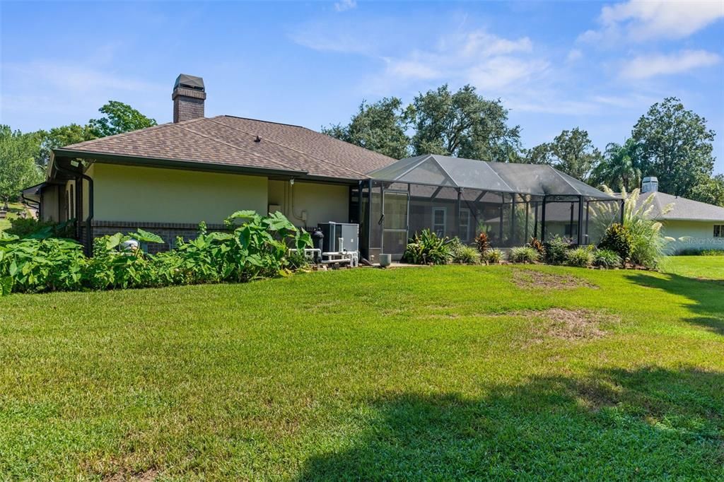 Activo con contrato: $459,900 (2 camas, 3 baños, 2208 Pies cuadrados)