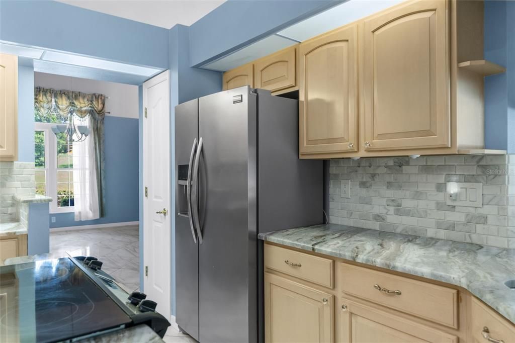 Activo con contrato: $459,900 (2 camas, 3 baños, 2208 Pies cuadrados)