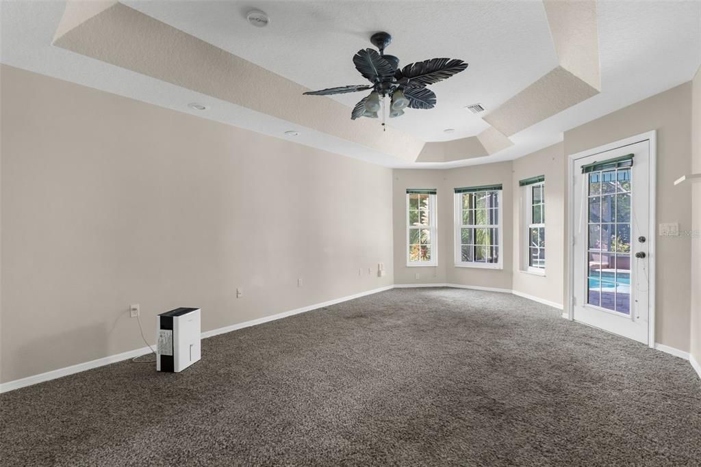 Activo con contrato: $459,900 (2 camas, 3 baños, 2208 Pies cuadrados)