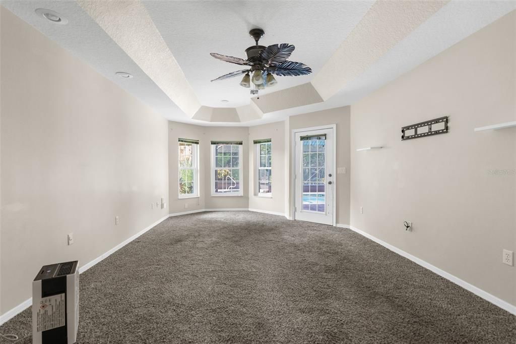 Activo con contrato: $459,900 (2 camas, 3 baños, 2208 Pies cuadrados)