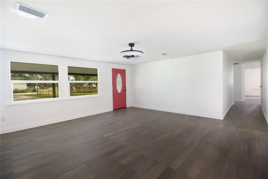 待售: $599,900 (5 贝兹, 4 浴室, 2264 平方英尺)