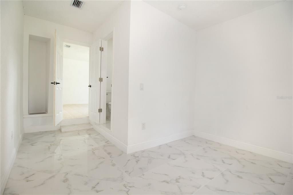 待售: $599,900 (5 贝兹, 4 浴室, 2264 平方英尺)