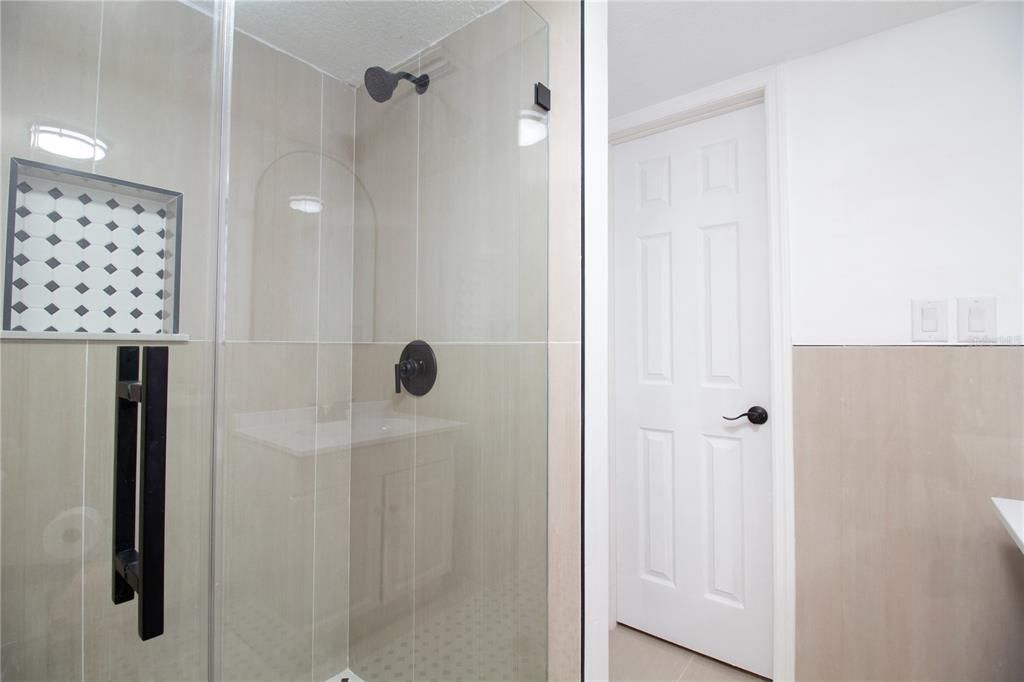 待售: $599,900 (5 贝兹, 4 浴室, 2264 平方英尺)