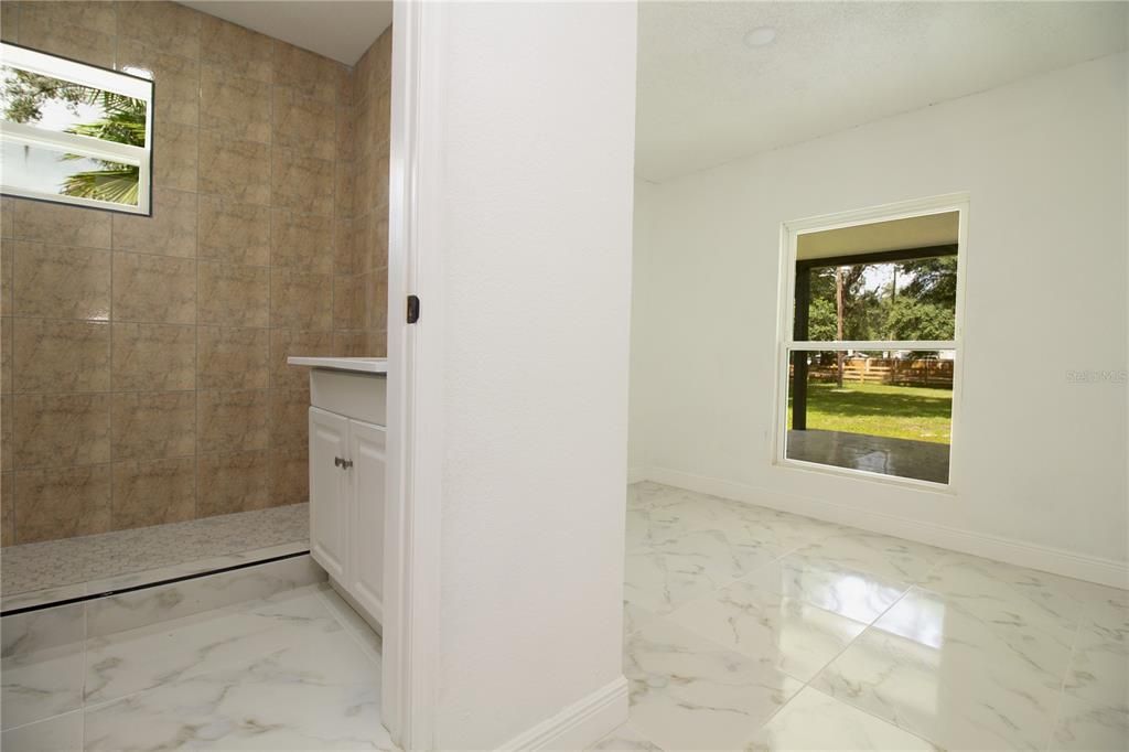 待售: $599,900 (5 贝兹, 4 浴室, 2264 平方英尺)