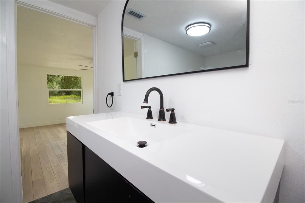 待售: $599,900 (5 贝兹, 4 浴室, 2264 平方英尺)