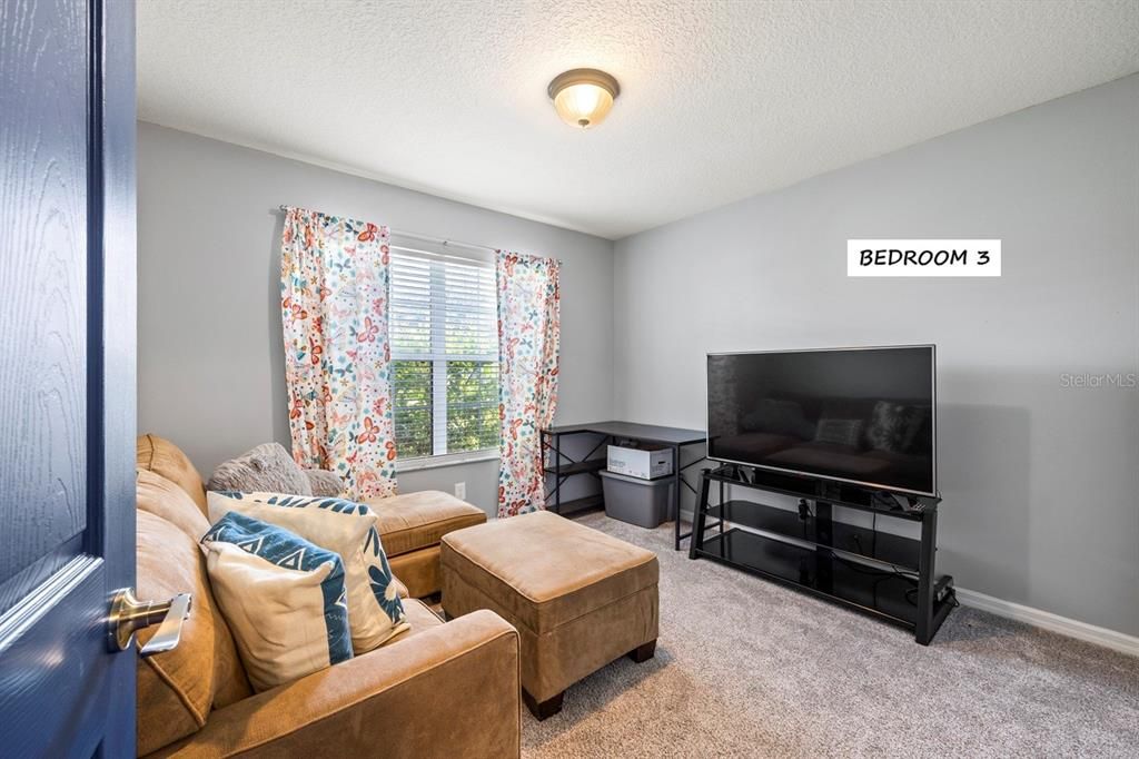 For Sale: $265,000 (3 beds, 2 baths, 1482 Square Feet)