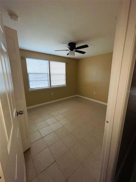 For Sale: $125,000 (2 beds, 2 baths, 947 Square Feet)