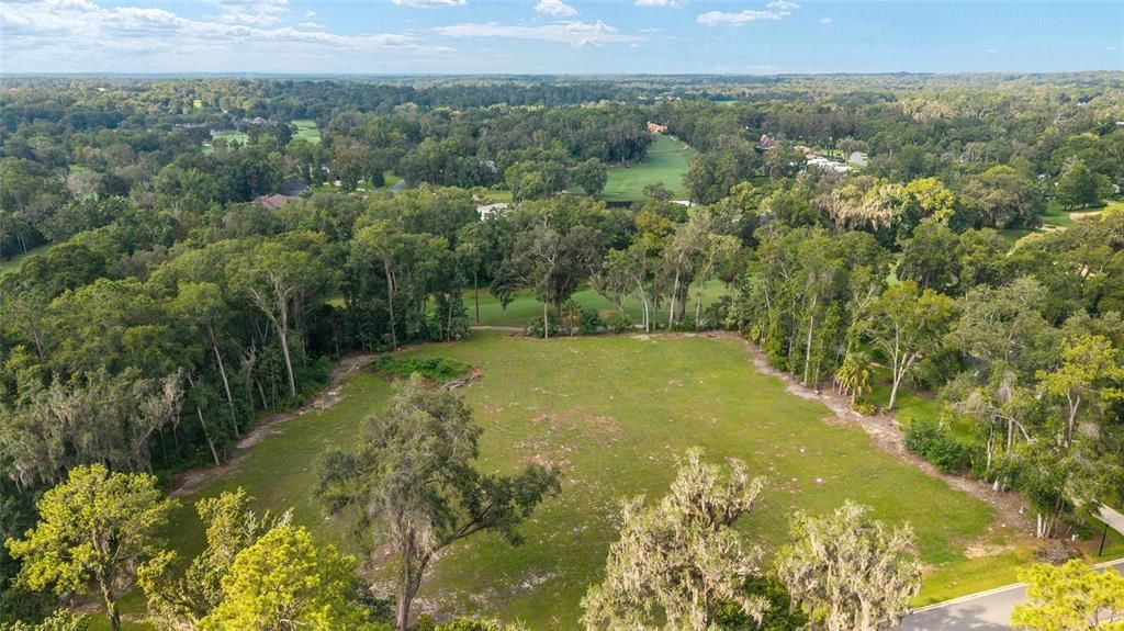 Active With Contract: $400,000 (1.05 acres)