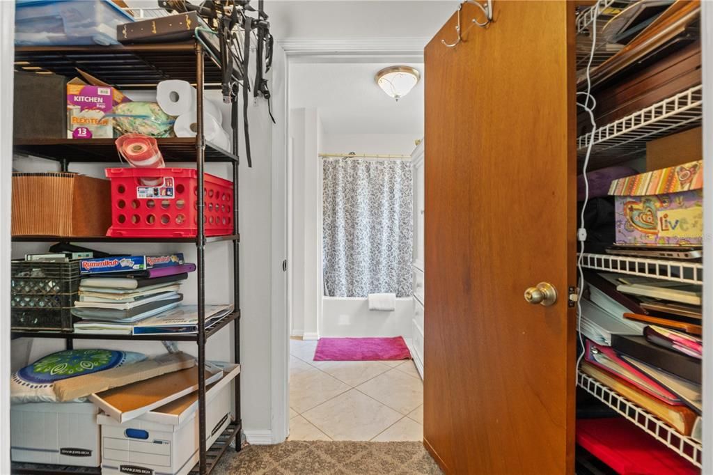 For Sale: $528,000 (3 beds, 2 baths, 2424 Square Feet)