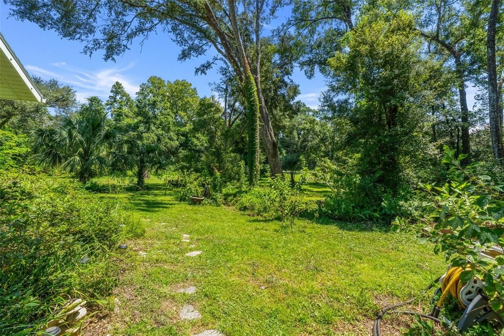 For Sale: $528,000 (3 beds, 2 baths, 2424 Square Feet)