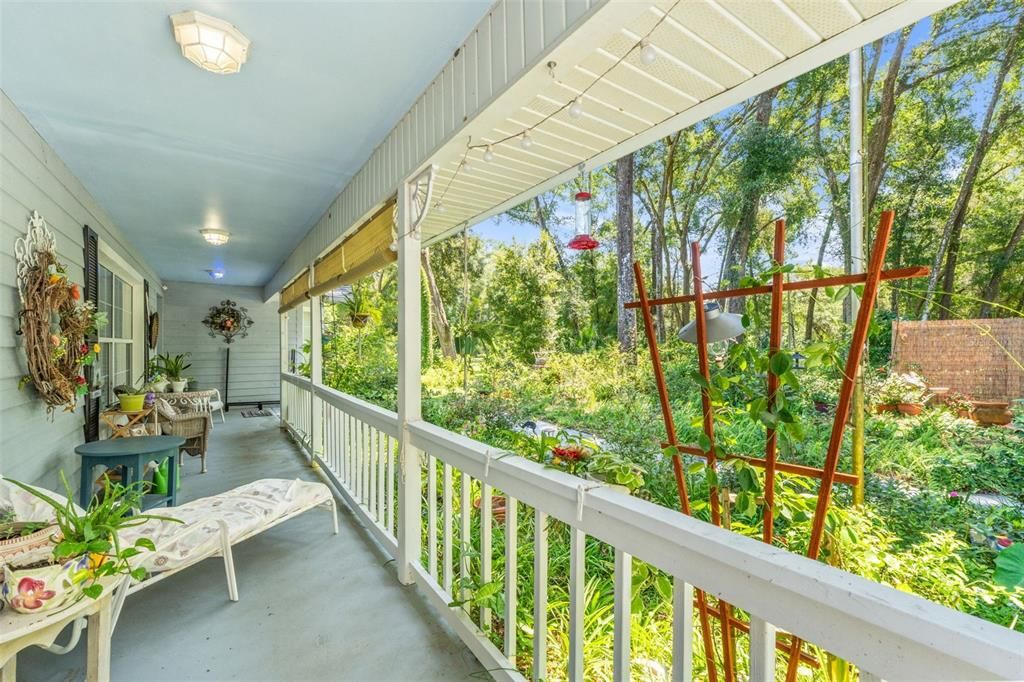 For Sale: $528,000 (3 beds, 2 baths, 2424 Square Feet)