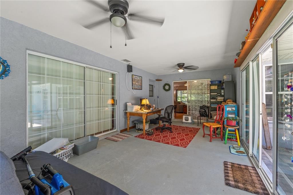 For Sale: $528,000 (3 beds, 2 baths, 2424 Square Feet)