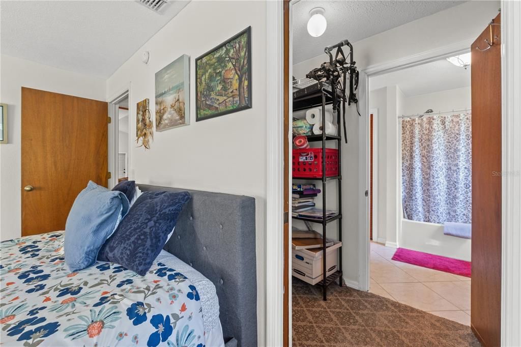 For Sale: $528,000 (3 beds, 2 baths, 2424 Square Feet)