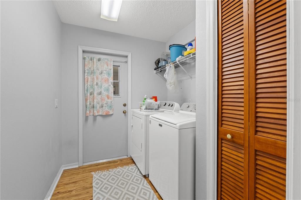 For Sale: $528,000 (3 beds, 2 baths, 2424 Square Feet)