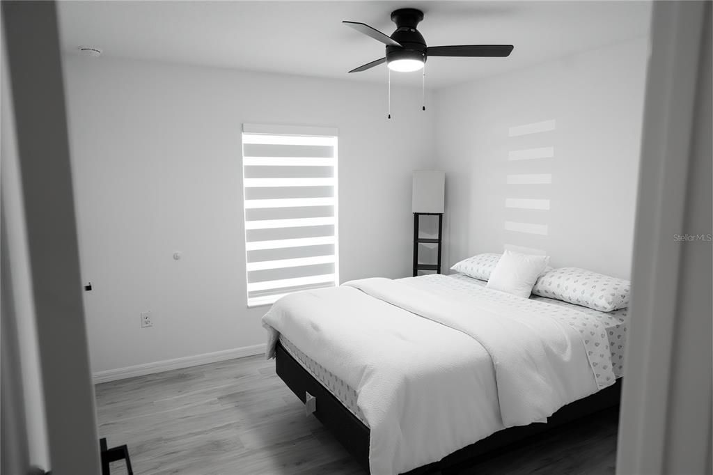 待售: $240,000 (3 贝兹, 2 浴室, 1231 平方英尺)